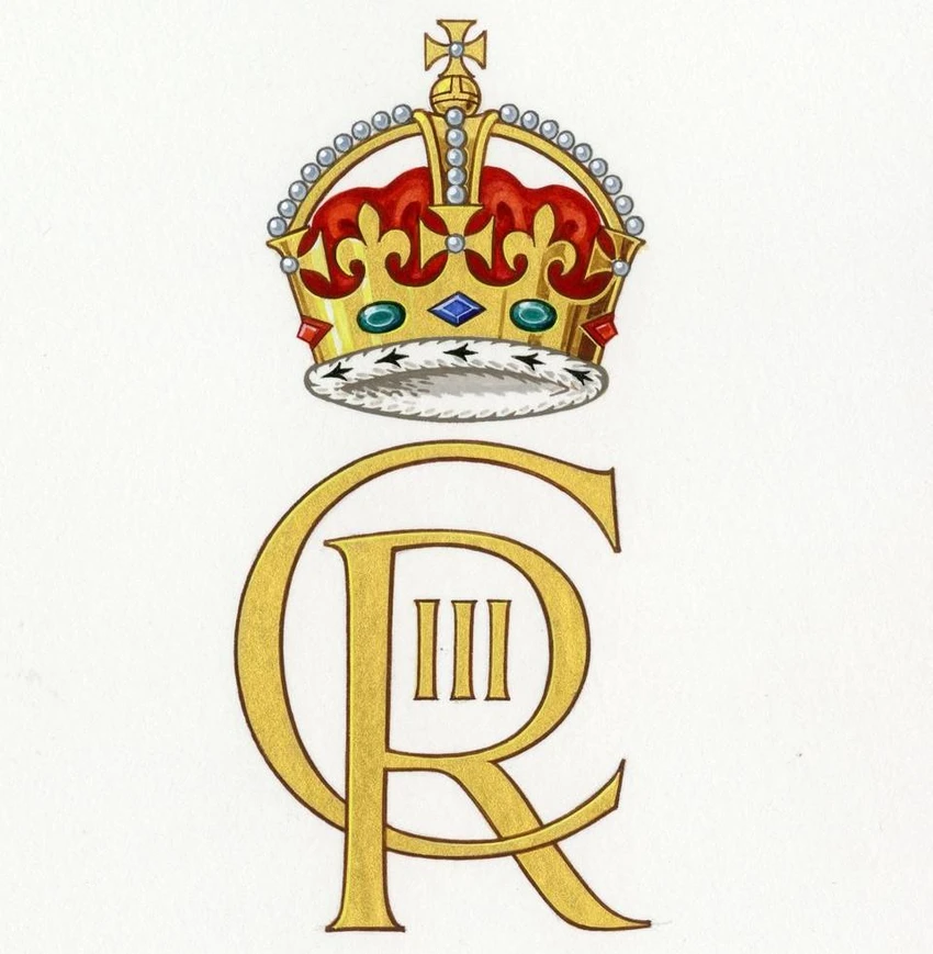 Huy hiệu chữ lồng mới của Vua Charles III gồm chữ C, R và vương miện hoàng gia. ẢNH: REUTERS.