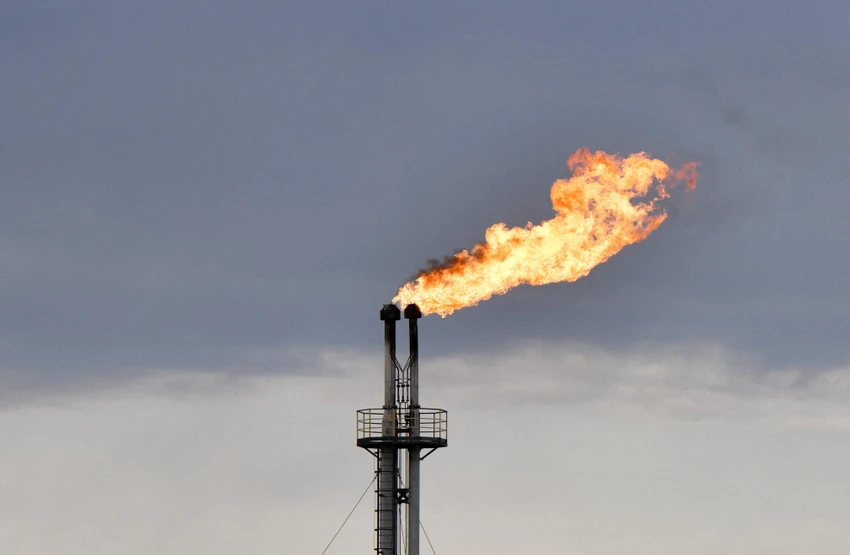 Cơ sở ổn định dầu của hãng sản xuất dầu Rosneft nằm ở tỉnh Samara (Nga). Ảnh: REUTERS