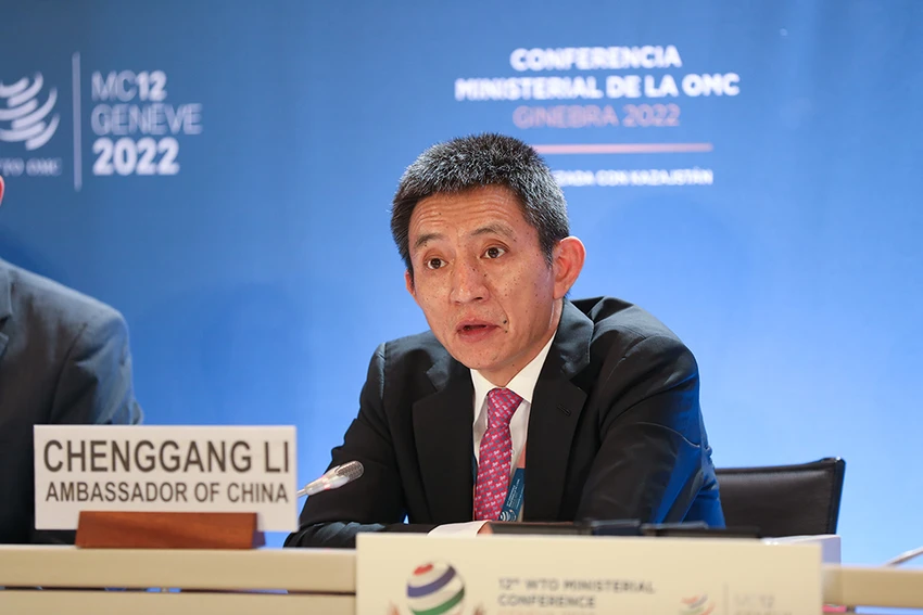Đại sứ Trung Quốc tại WTO Lý Thành Cương. Ảnh: TÂN HOA XÃ Đại sứ Trung Quốc tại WTO Lý Thành Cương. Ảnh: TÂN HOA XÃ