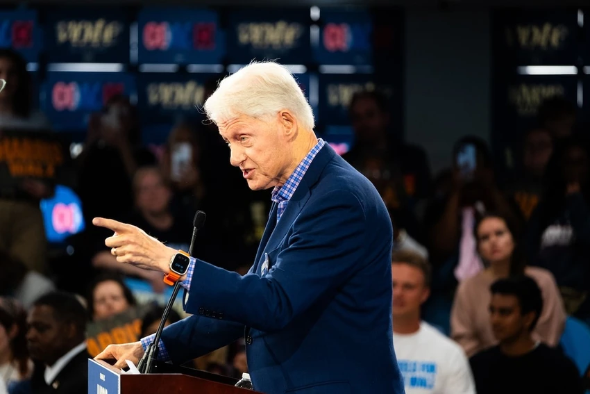 Cựu Tổng thống Mỹ Bill Clinton