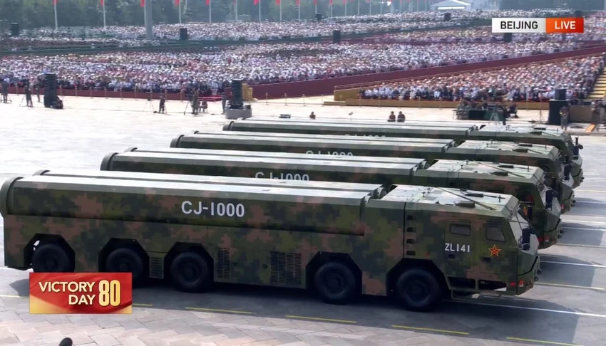 Đội hình Tên lửa Hành trình, gồm CJ-20A, YJ-18C và CJ-1000, có khả năng thực hiện các cuộc tấn công chính xác tầm xa. Ảnh: CGTN