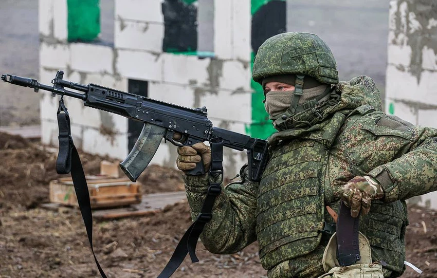 Binh sĩ Nga hoạt động trên chiến trường Ukraine. Ảnh: TASS