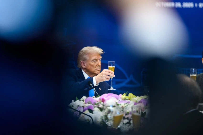 Ông Trump có phát ngôn mới chuyện gửi tên lửa Tomahawk cho NATO và Ukraine