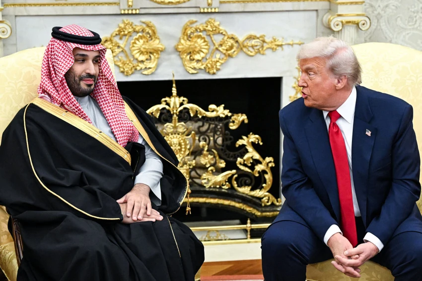 Tổng thống Trump (phải) hội đàm cùng Thái tử Mohammed tại Nhà Trắng. Ảnh: THE NEW YORK TIMES