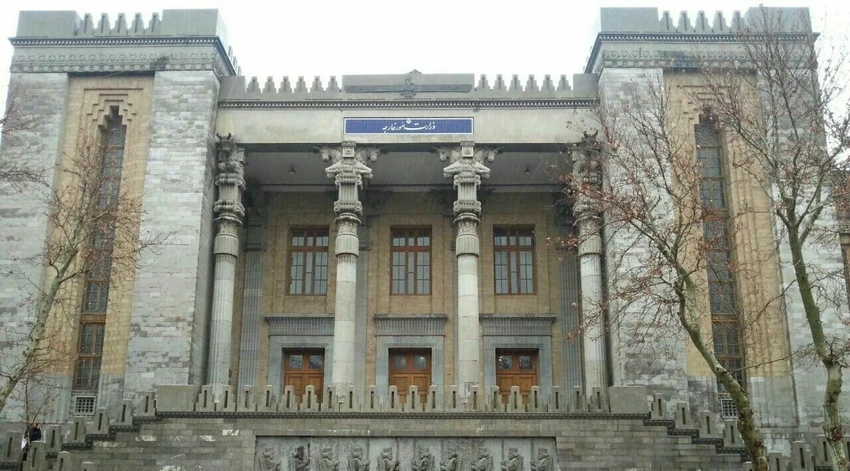 Iran chỉ trích Mỹ can thiệp nội bộ, cảnh báo kịch bản tấn công phủ đầu .jpg