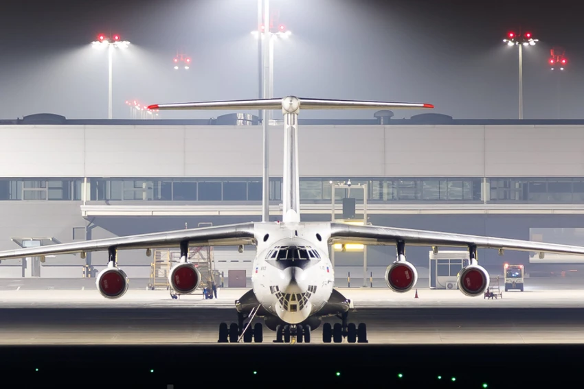 Rộ tin vận tải cơ quân sự Ilyushin Il-76 của Nga đến Cuba giữa lúc Mỹ gia tăng sức ép với Havana.jpg