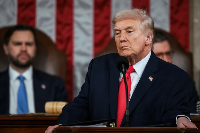 Ông Trump thất vọng đàm phán với Iran, chưa quyết định tấn công quân sự.jpg