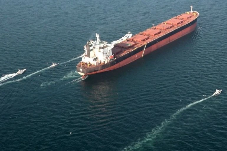 Tình hình eo biển Hormuz lúc này, sau khi có tin Iran ra cảnh báo đóng?.jpg
