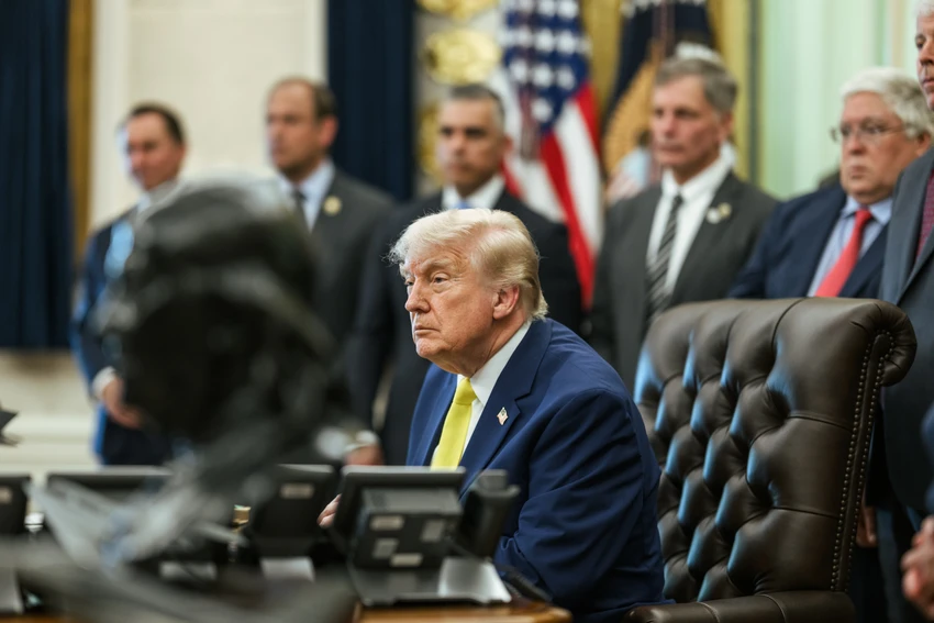 mỹ iran ông Trump.jpg