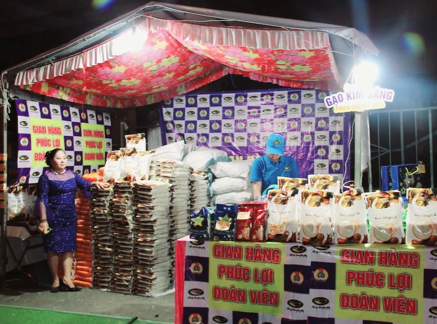 dem-hoi-van-hoa-chao-don-nam-moi-2024-cho-cong-nhan-lao-dong-5-9129.jpg