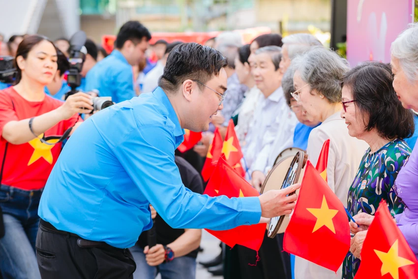 Tôi yêu Tổ quốc tôi 12.jpeg