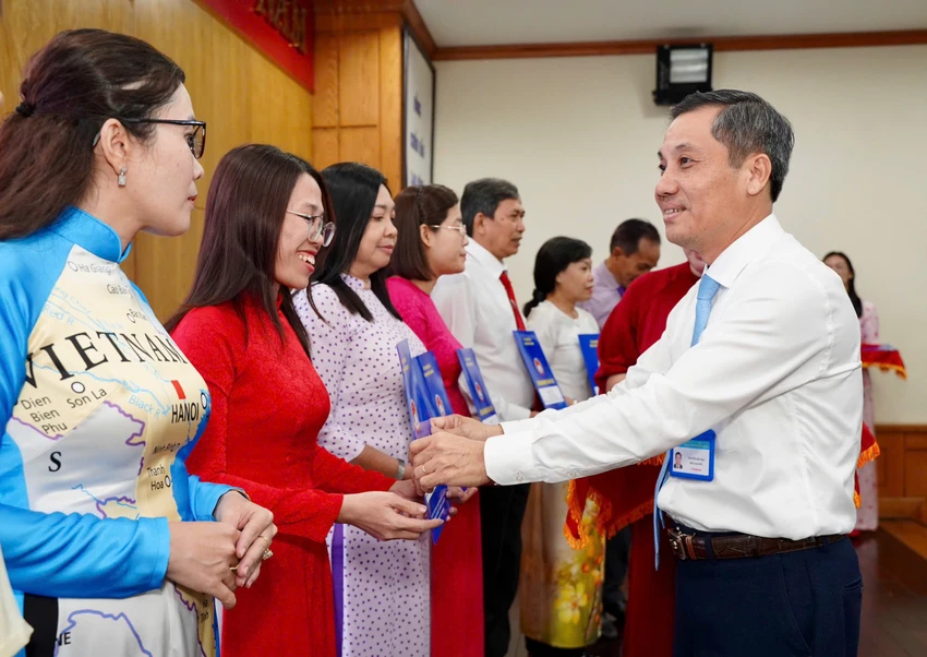 đơn vị sự nghiệp công lập (1).jpg
