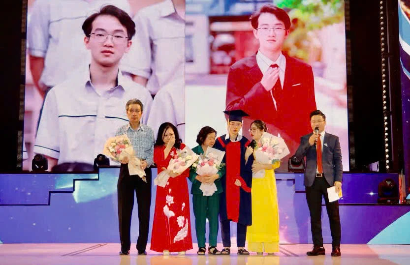 Nguyên-Phó-Chủ-tịch-nước-_1_.jpeg