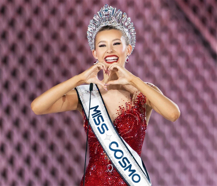 Miss Cosmo (1).jpg