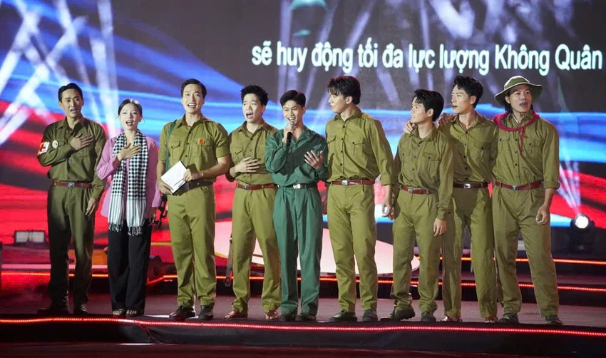 Làn Sóng Xanh (1).jpg