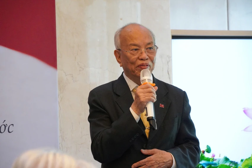 Bác Hồ (1).jpg