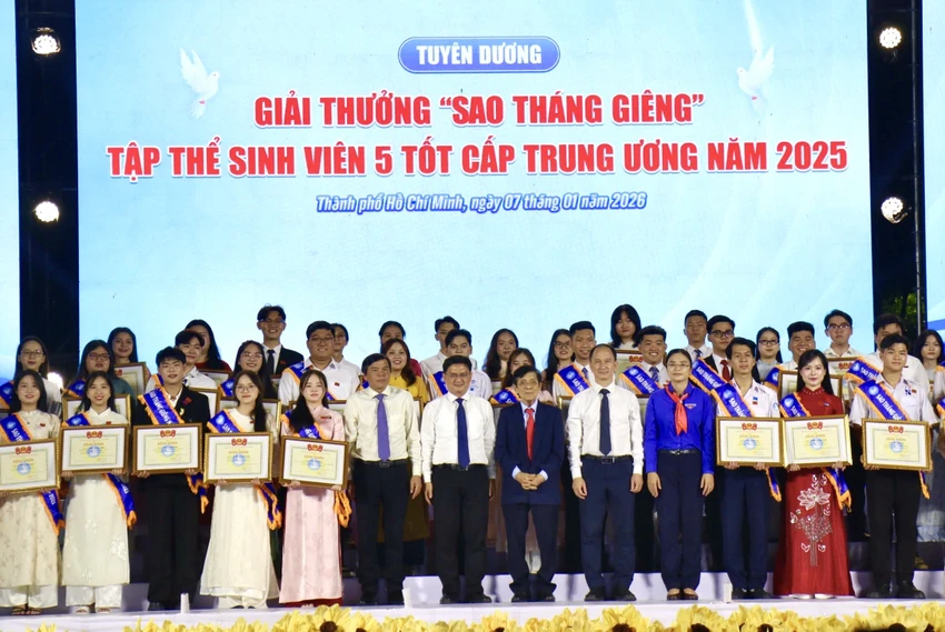 tuổi trẻ (4).jpg