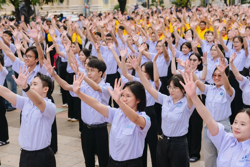 TUỔI TRẺ (8).jpg