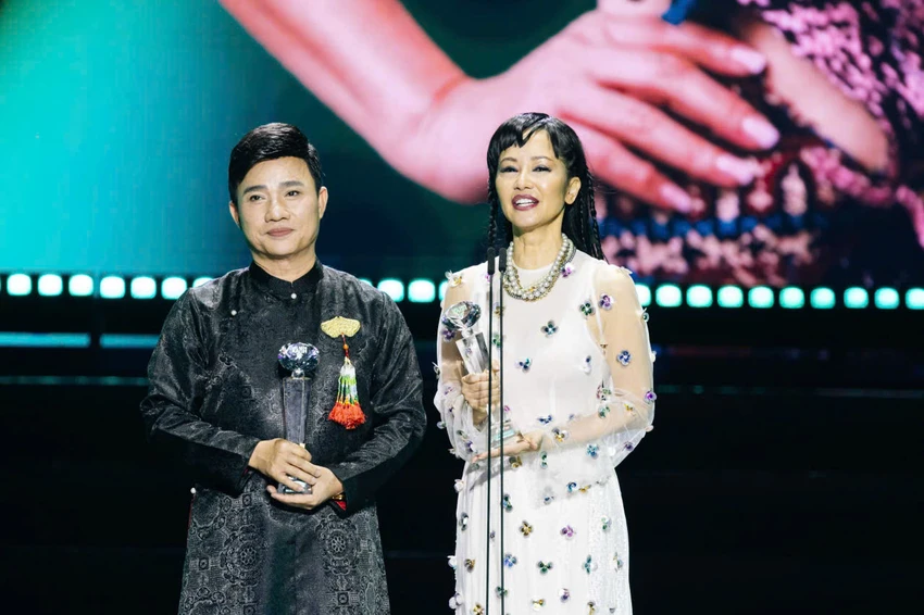 lan-song-xanh.jpg