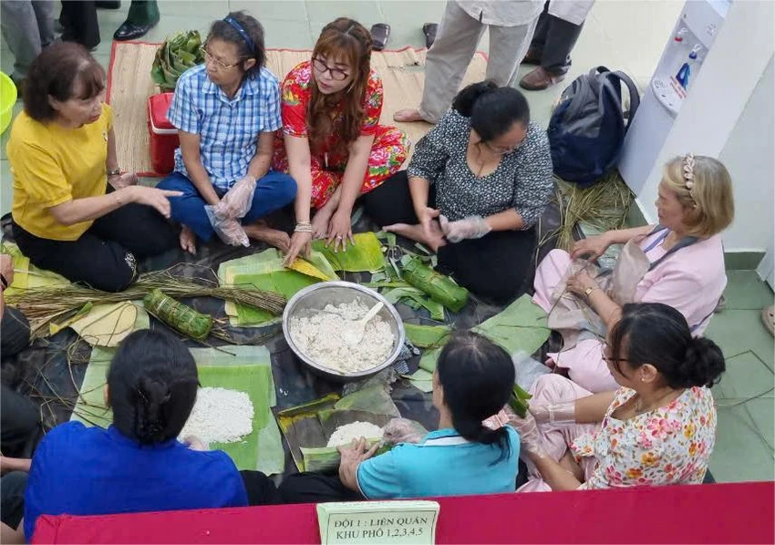 bánh tét (3).jpg
