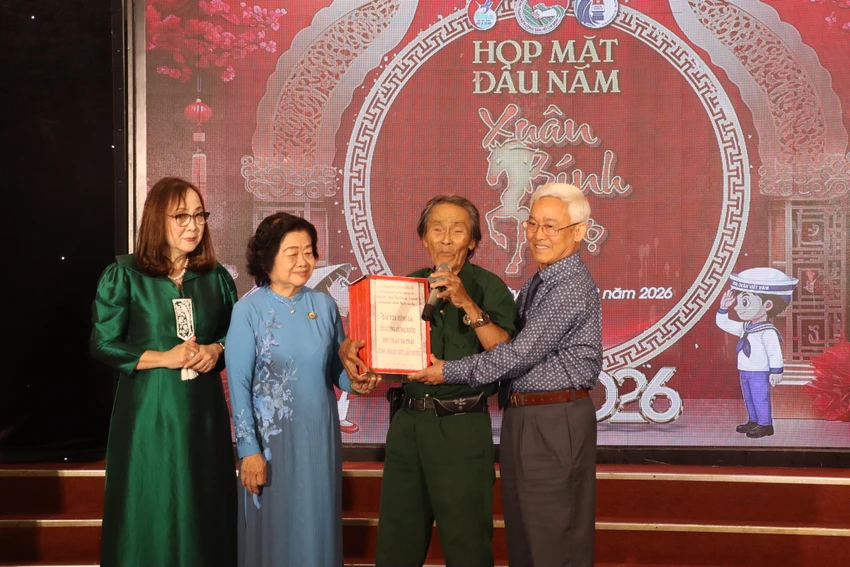 vi-hoang-sa-truong-sa-than-yeu3.JPG