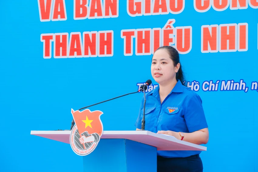 sân chơi (1).jpg