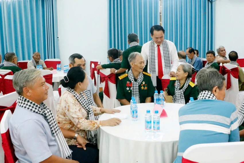 người có công (9).jpg