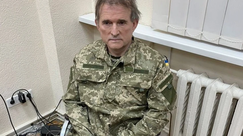 Phía Ukraine nói đã bắt giữ ông Viktor Medvedchuk - nhà lập pháp Ukraine được cho là có đường lối thân thiện với Nga. Ảnh: V_ZELENSKIY_OFFICIAL / TELEGRAM Phía Ukraine nói đã bắt giữ ông Viktor Medvedchuk - nhà lập pháp Ukraine được cho là có đường lối thân thiện với Nga. Ảnh: V_ZELENSKIY_OFFICIAL / TELEGRAM