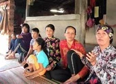 Hơn 40 triệu đồng gửi về giúp gia đình chị Trang du mục