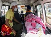 Uống rượu lậu, 98 người chết thảm