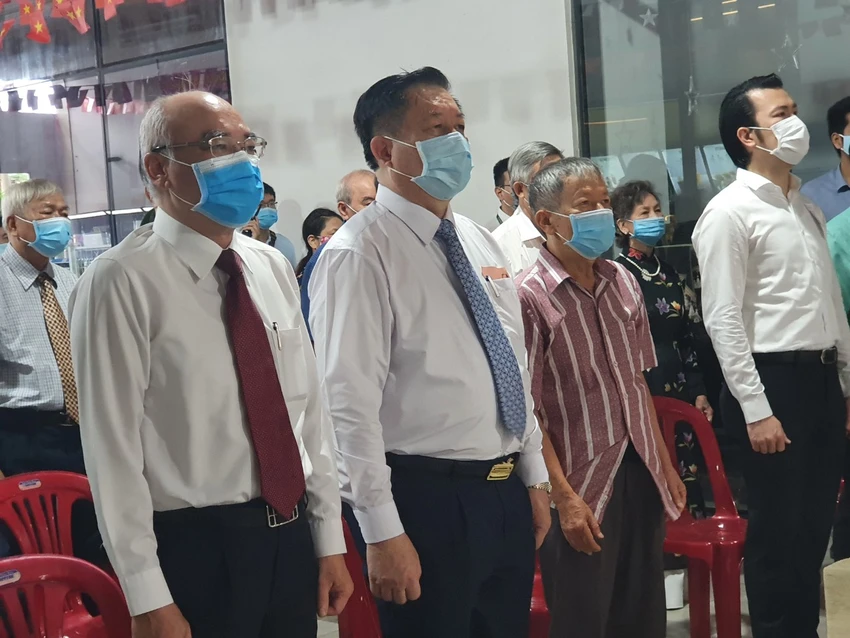 Trưởng ban Tuyên giáo Trung ương bỏ phiếu tại quận Tân Bình ảnh 5 Trưởng ban Tuyên giáo Trung ương bỏ phiếu tại quận Tân Bình ảnh 5