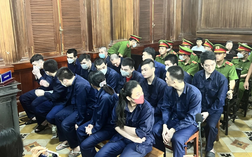 Các bị cáo trong ngày tuyên án. Ảnh: HỮU ĐĂNG Các bị cáo trong ngày tuyên án. Ảnh: HỮU ĐĂNG
