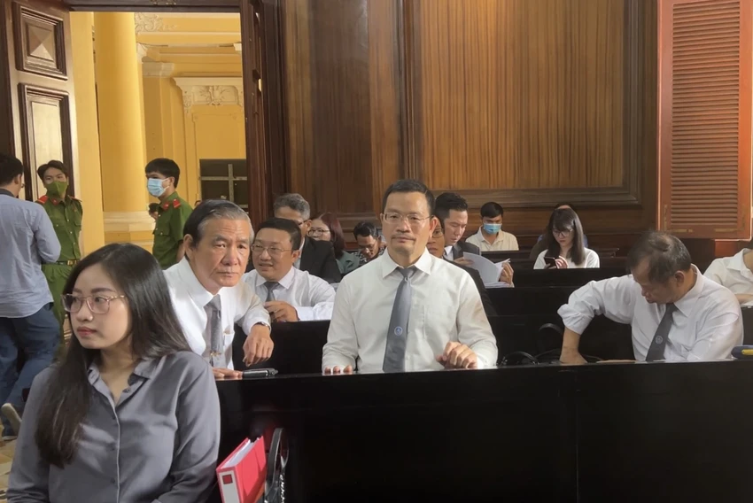 Trong vụ án này có 7 Luật sư tham gia bào chữa cho các bị cáo, người có quyền lợi và nghĩa vụ liên quan. Ảnh: HỮU ĐĂNG Trong vụ án này có 7 Luật sư tham gia bào chữa cho các bị cáo, người có quyền lợi và nghĩa vụ liên quan. Ảnh: HỮU ĐĂNG