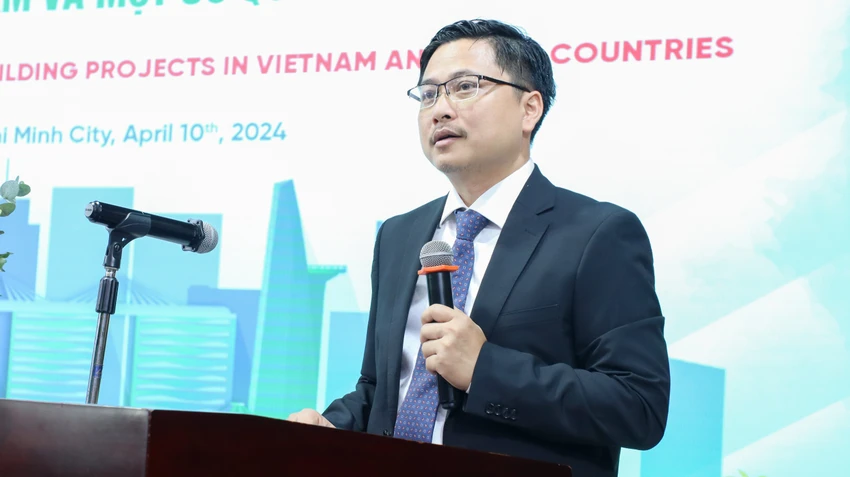 2. PGS.TS. Trần Việt Dũng - Phó Hiệu trưởng Trường ĐH Luật TP.HCM phát biểu khai mạc hội thảo.jpeg