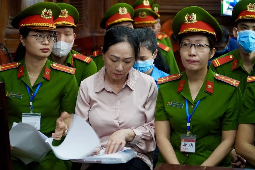 trương mỹ Lan