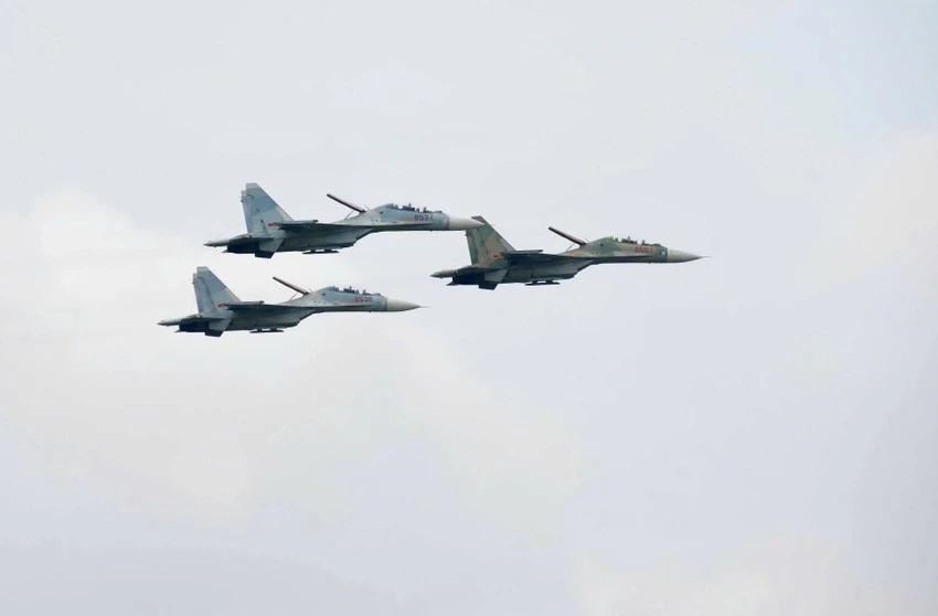 SU-30MK2.jpeg