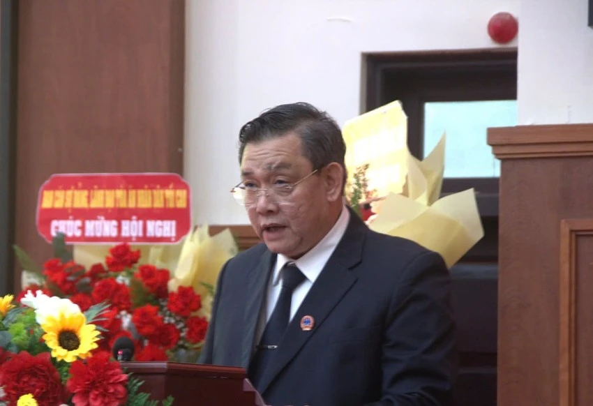 Phạm Tấn Hoàng