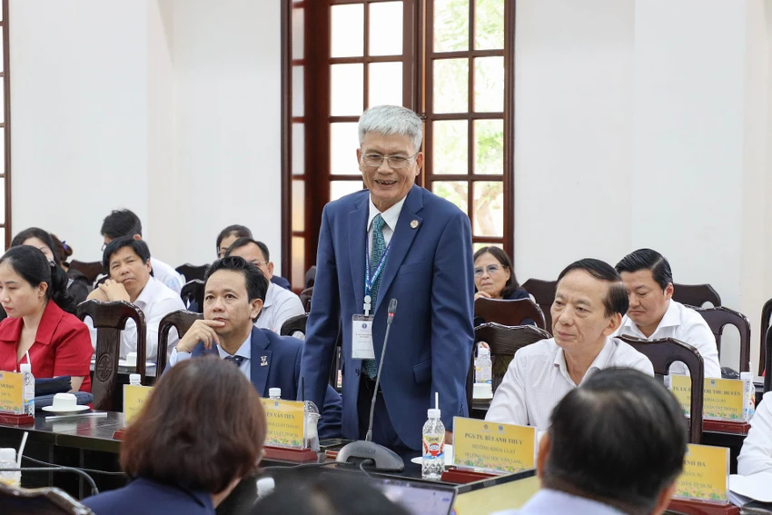 Đề xuất giao cho Tòa án xác định tập quán để giải quyết vụ việc dân sự 5 IMG_2903.jpeg