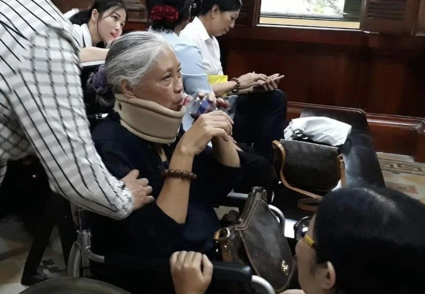Hứa Thị Phấn