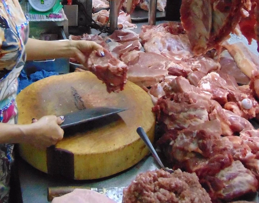thịt nhiễm khuẩn