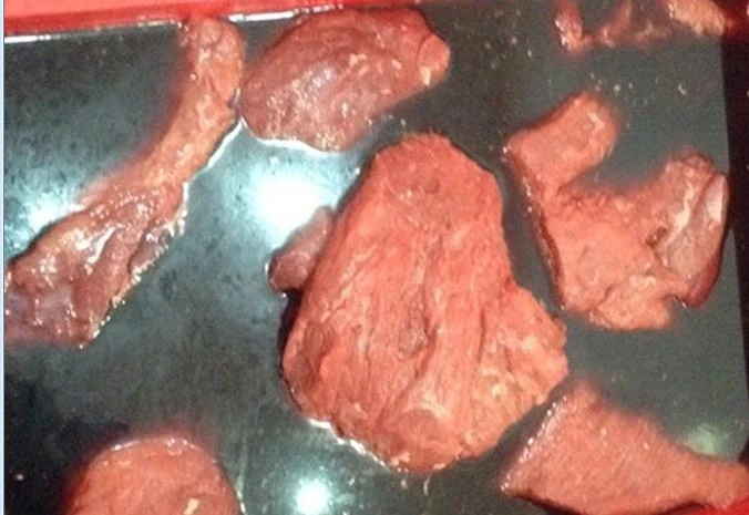 Thịt heo nái ngâm hóa chất giả làm thịt bò