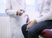 Cách xử trí ban đầu khi bị bỏng 'của quý'