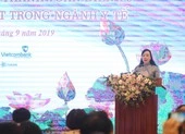 Bộ trưởng Y tế: Bệnh nhân đi từ 3 giờ sáng chờ khám đến 11 giờ