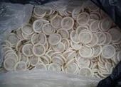 Sản xuất bao cao su giả, 4 người bị công an bắt giam