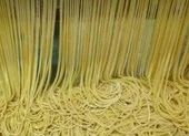 TP.HCM phát hiện mì sợi chứa hàn the