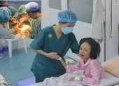 Bé gái mơ thấy cha lấy “tiên đan” cứu mình