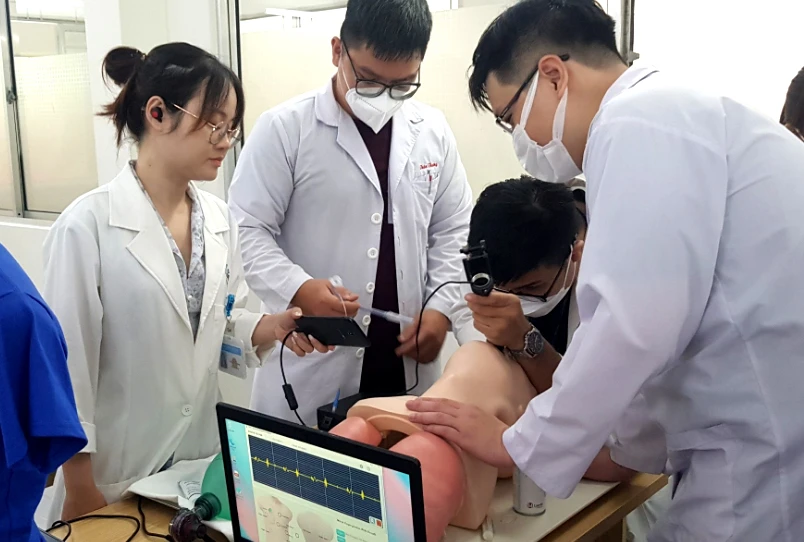 Trung tâm nghiên cứu và phát triển là nơi đào tạo sau đại học trong lĩnh vực y tế. Ảnh: TRẦN NGỌC Trung tâm nghiên cứu và phát triển là nơi đào tạo sau đại học trong lĩnh vực y tế. Ảnh: TRẦN NGỌC