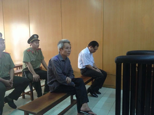 Chạy án ‘dỏm’, vào tù thật ảnh 1 Chạy án ‘dỏm’ vào tù thật