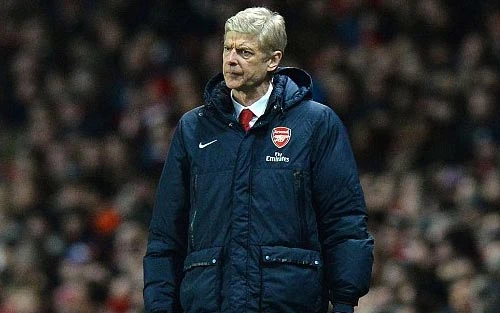 Persie tiến thêm một bước về Arsenal ảnh 2 - 1
