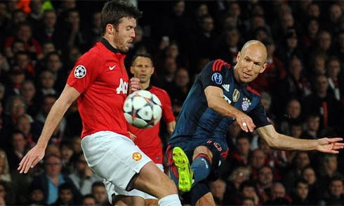 Lựa chọn chiến thuật hợp lý giúp Man Utd hạn chế đáng kể rủi ro từ những ngôi sao tấn công hàng đầu của Bayern như Robben. Robben-2205-1396392873.jpg